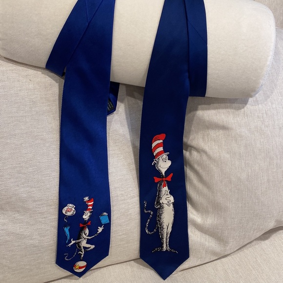 Dr. Seuss silk neckties 2 New ties “The Cat 🐈‍⬛ in The Hat” 🎩 - Picture 5 of 16